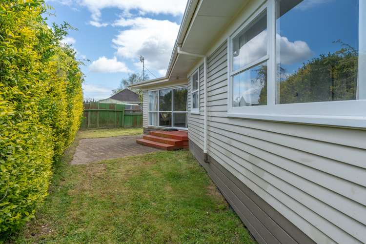 24b Pine Avenue Bader_5