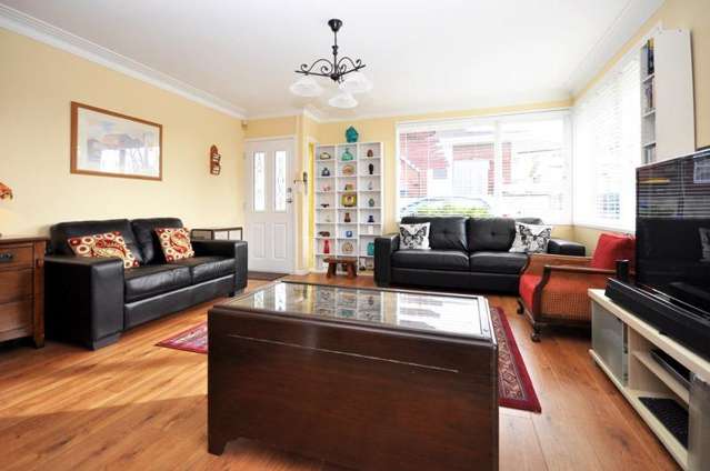4/8 Akehurst Avenue 1732_1