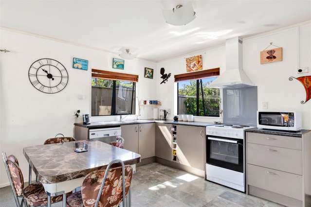 5a Ward Place Puponga_1