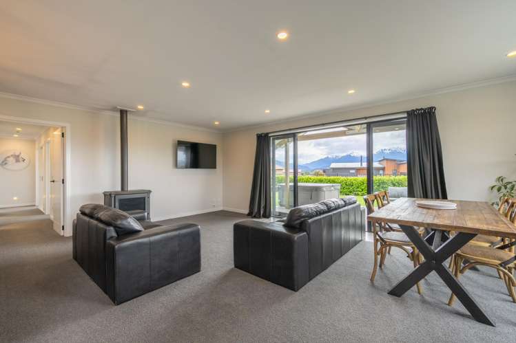 54 Burnby Drive Te Anau_9