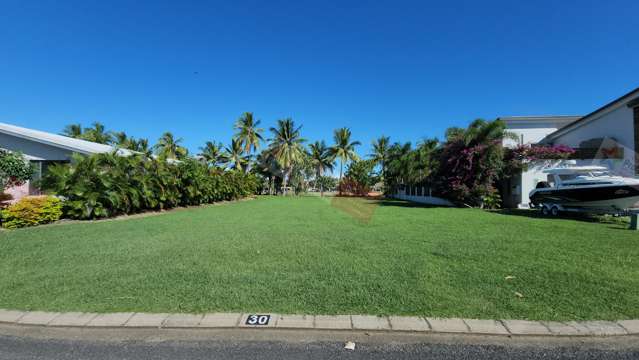 ATTENTION GOLFERS! Super rare and ready to build Freehold Residential Land on FIJI's Denarau Island