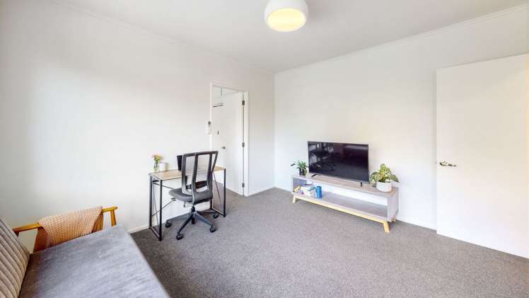 3/24 Crieff Street 1320_1