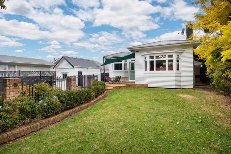 31 Lloyd Avenue Mount Albert_30