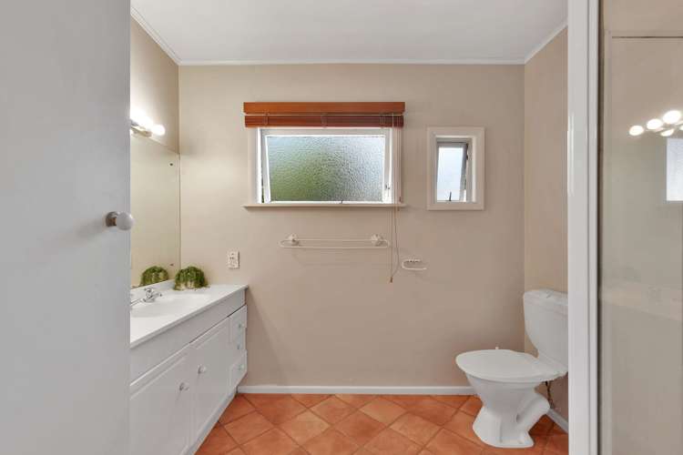 11 Lemari Avenue Stoke_12