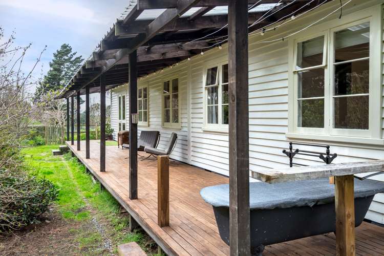 812 Western Lake Road Featherston_16