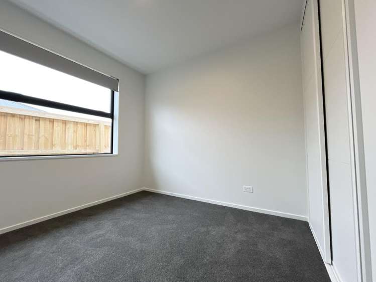 13 SIlvergrass Way 11103_8