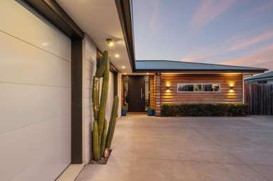 30 Whitehorn Drive_2