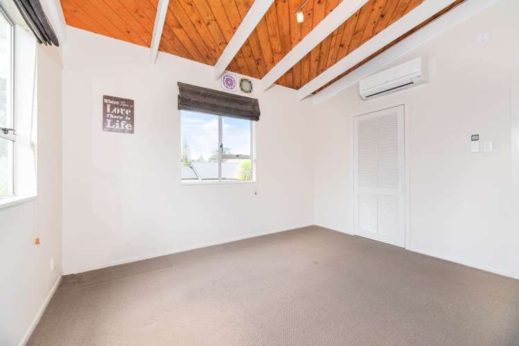 25c Thornlow Street Glendene_13