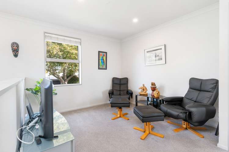 42 Pohutukawa Crescent Parklands_14