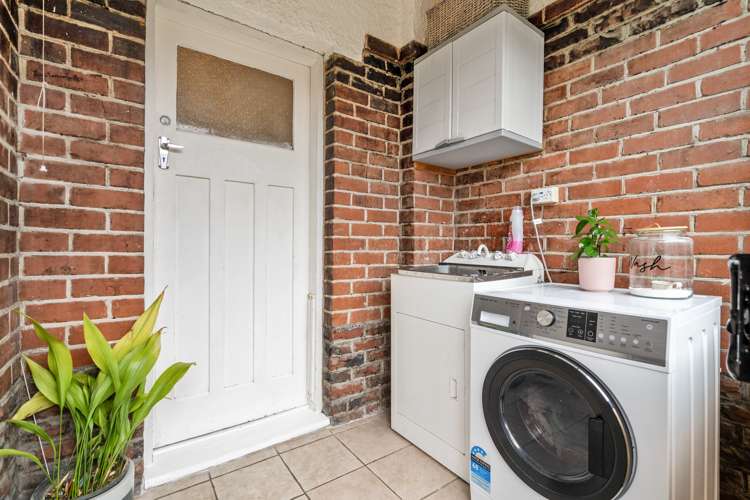 19 Lowe Street Avenal_17