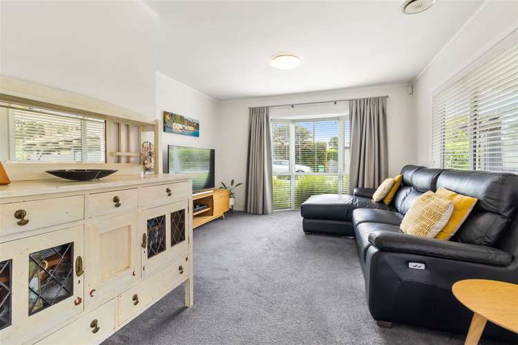 1a Barberry Lane Te Atatu Peninsula_13