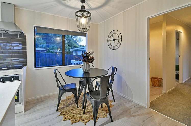 2/226a Dominion Road Red Hill_5