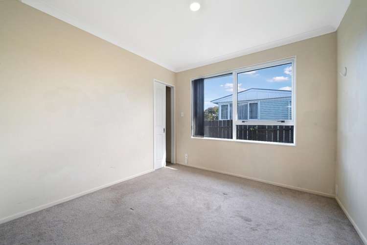 79 Godley Road 1676_5