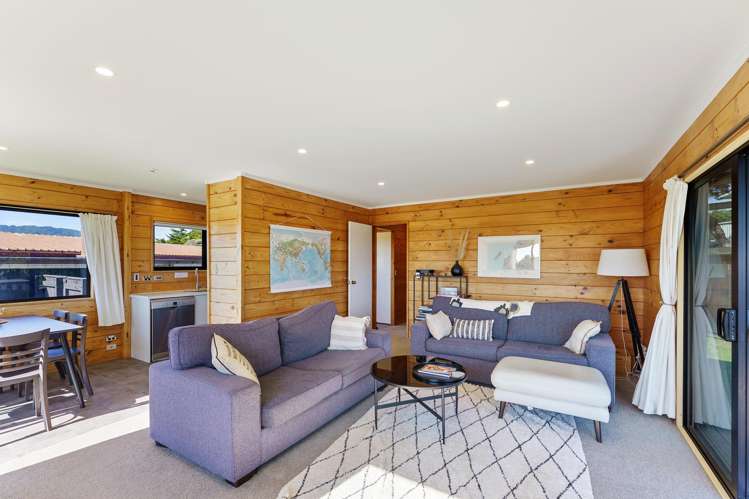 65 Queens Road Waikanae Beach_9