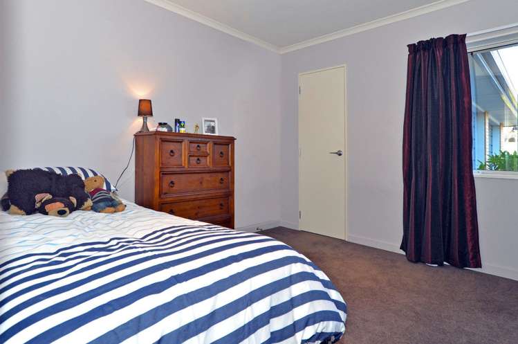 12 Orchard Grove East Taieri_13