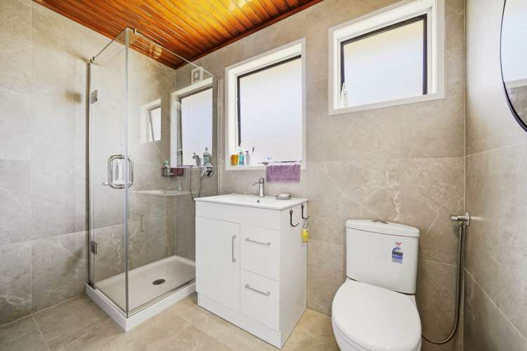 9 Contessa Drive Glenfield_12