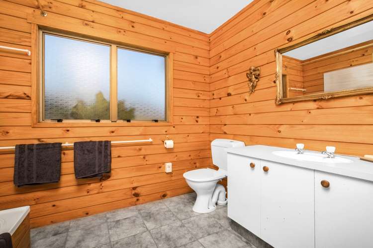 4 Hadley Wood Drive Wattle Downs_6