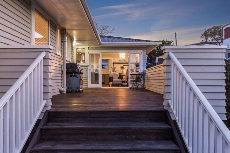 10 Kiwi Esplanade Mangere Bridge_5