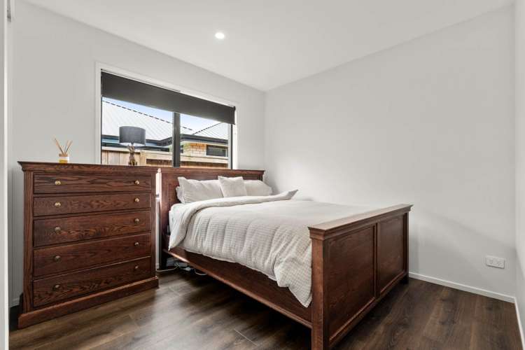 39 Pakanga Grove Pyes Pa_10