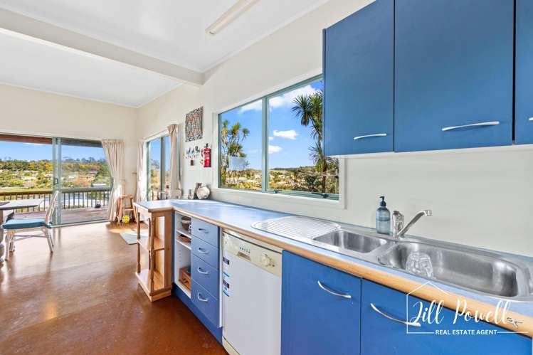 13 Moana Road Tinopai_15