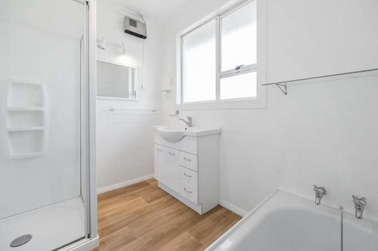 48 Elwyn Crescent Green Island_13