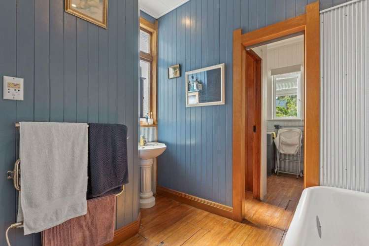 1 Tawa Street 1208_9