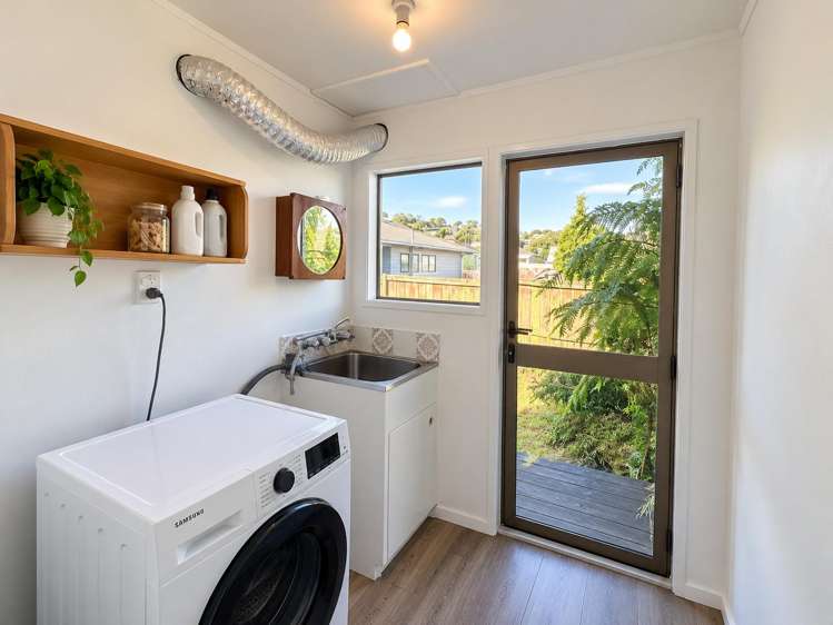 50 Redcrest Avenue Red Hill_12