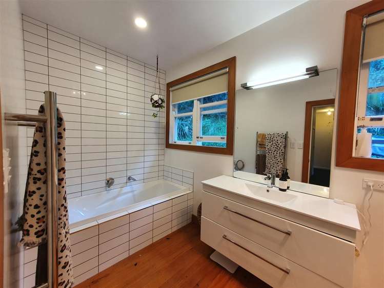 60 Douglas Street Okitu_19