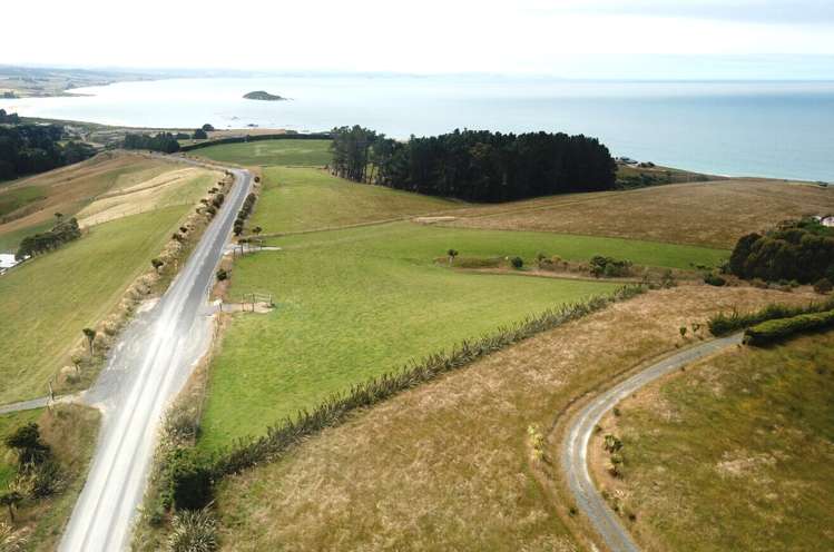 136 Akatore Road Taieri Mouth_15