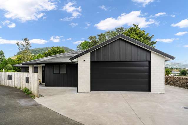 Modern Comfort Meets Te Kamo Convenience