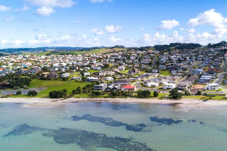 20 Schooner Avenue Snells Beach_24