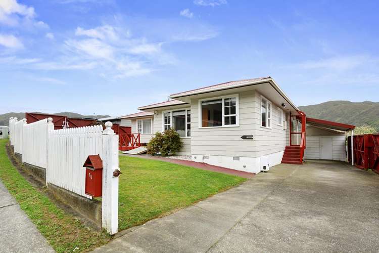 18 Newburn Grove Wainuiomata_0