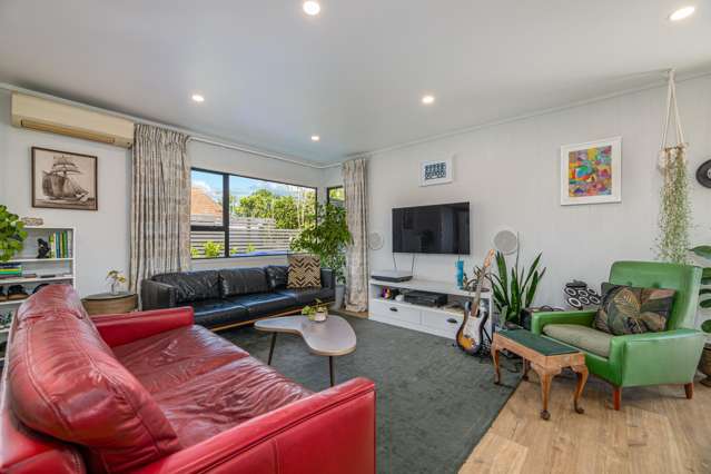 39 Solar Road Glen Eden_2