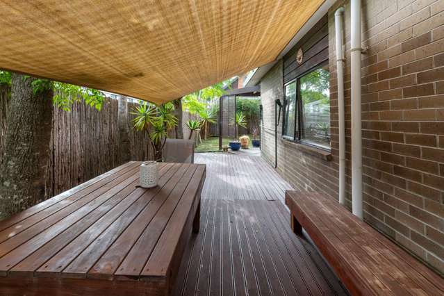 8/37 Fields Parade Oteha_4