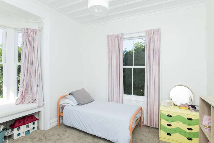 37 Lytton Road Riverdale_9