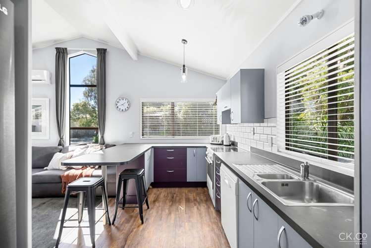 11 McManaway Grove Stokes Valley_12