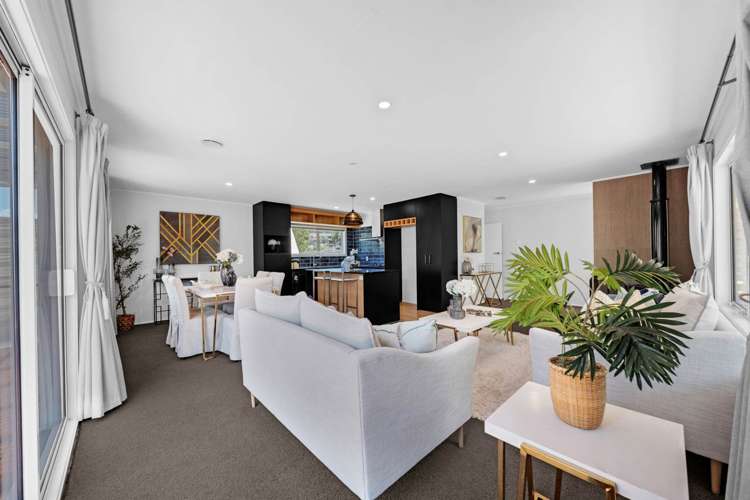 3 Regency Place Sunnynook_3