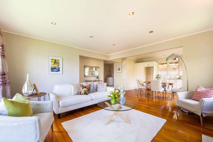 90 Vodanovich Road Te Atatu South_7