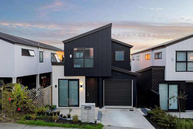Family Living in Prime Silverdale Location