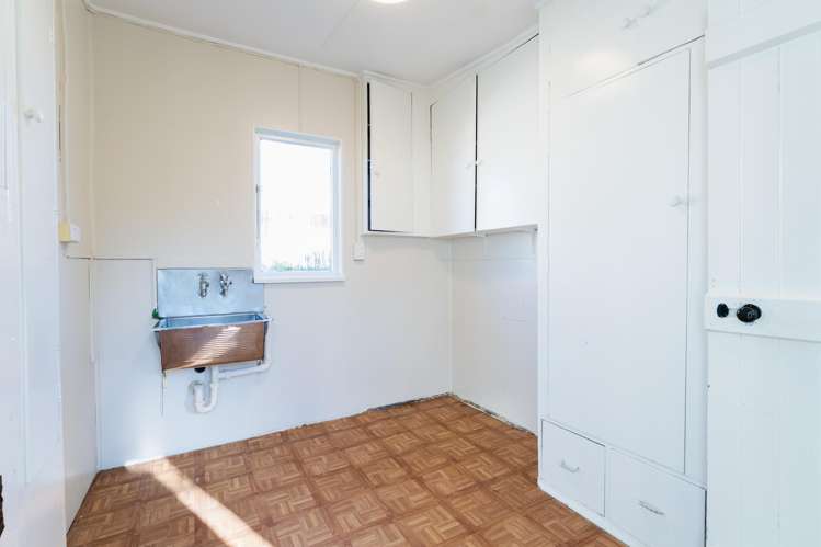 31 Dundonald Street Tainui_14