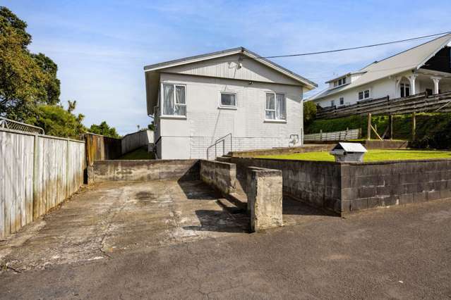 36 Cutfield Road New Plymouth Central_1