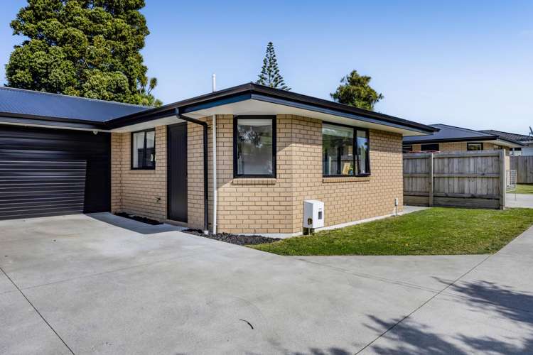 2/35 Mahoe Street_0