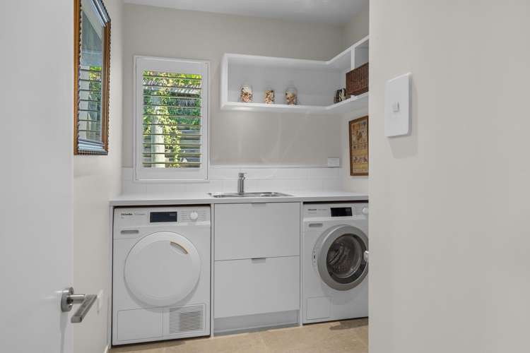 48 The Cliffs Britannia Heights_17