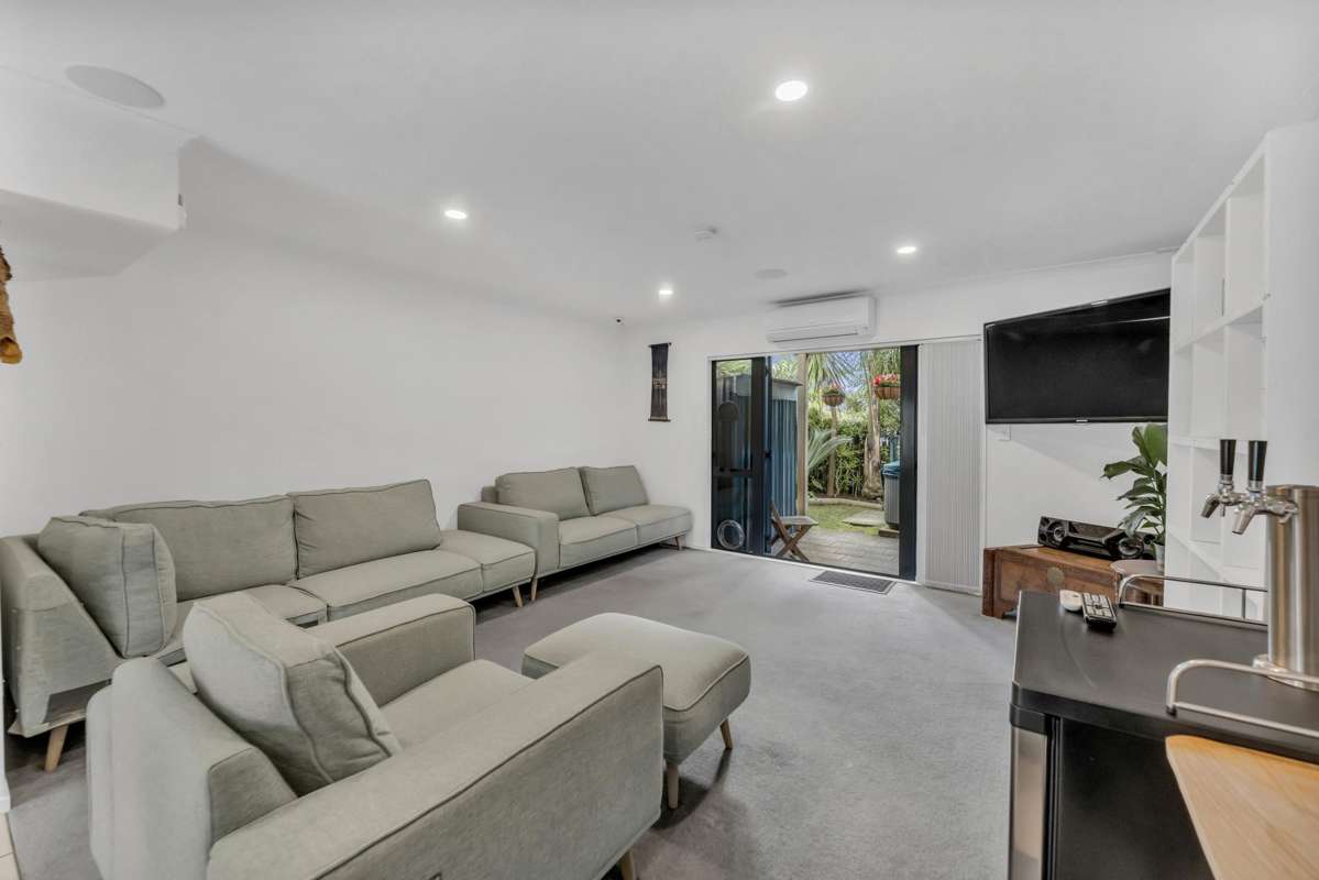 14/3 Ambrico Place_2