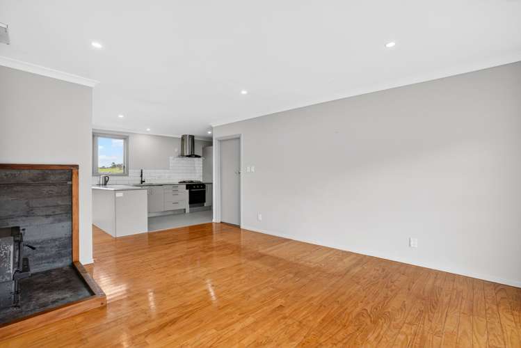 109 Mountain Road Maungaturoto_12