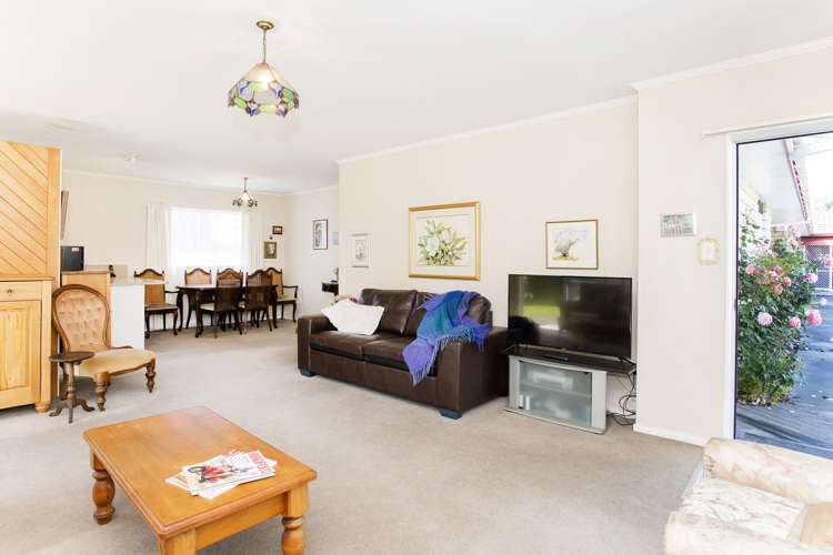 2/10 Rutene Road Kaiti_7