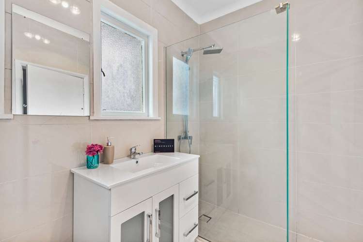 1/46 West Coast Road Glen Eden_8