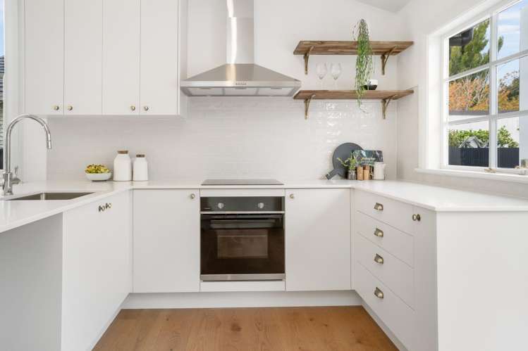 64 Corson Avenue Beckenham_11