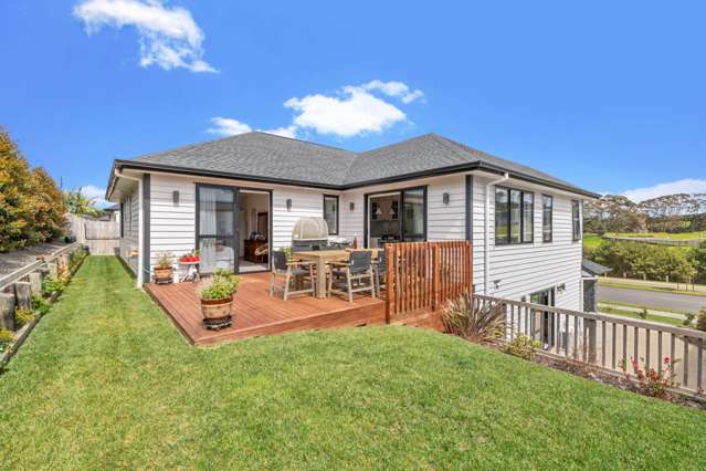 28 Celestial Crescent Orewa_2