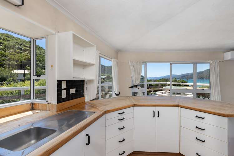 15 Thompson Place Anakiwa and Surrounds_5